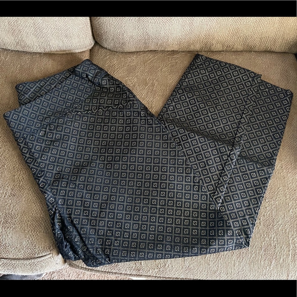 Black and gold dress pants